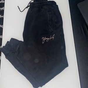 Youngla gin & juice joggers